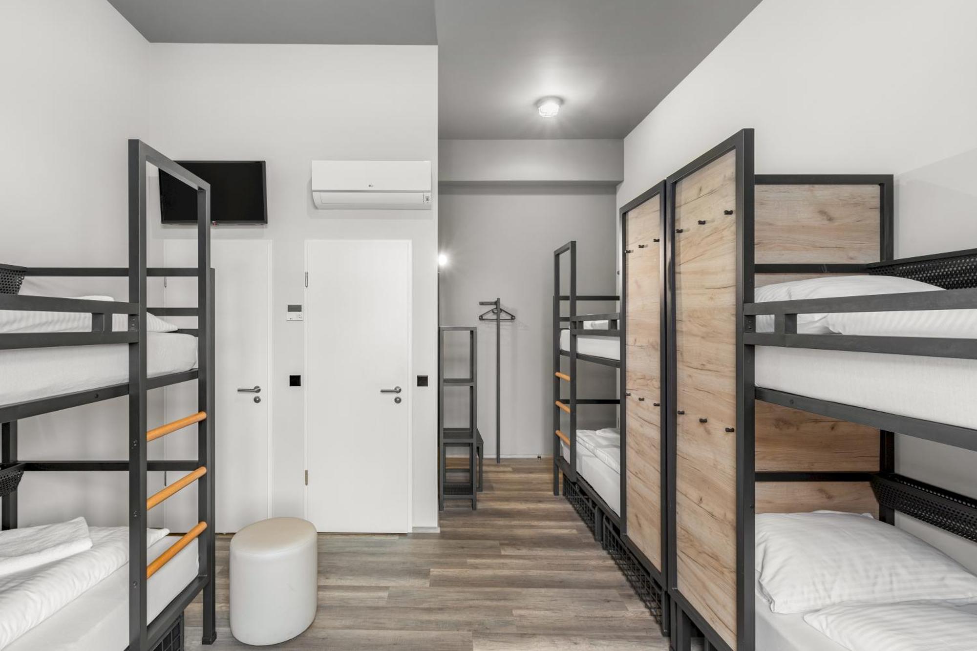 A&O Hostel Firenze Campo Di Marte Екстериор снимка