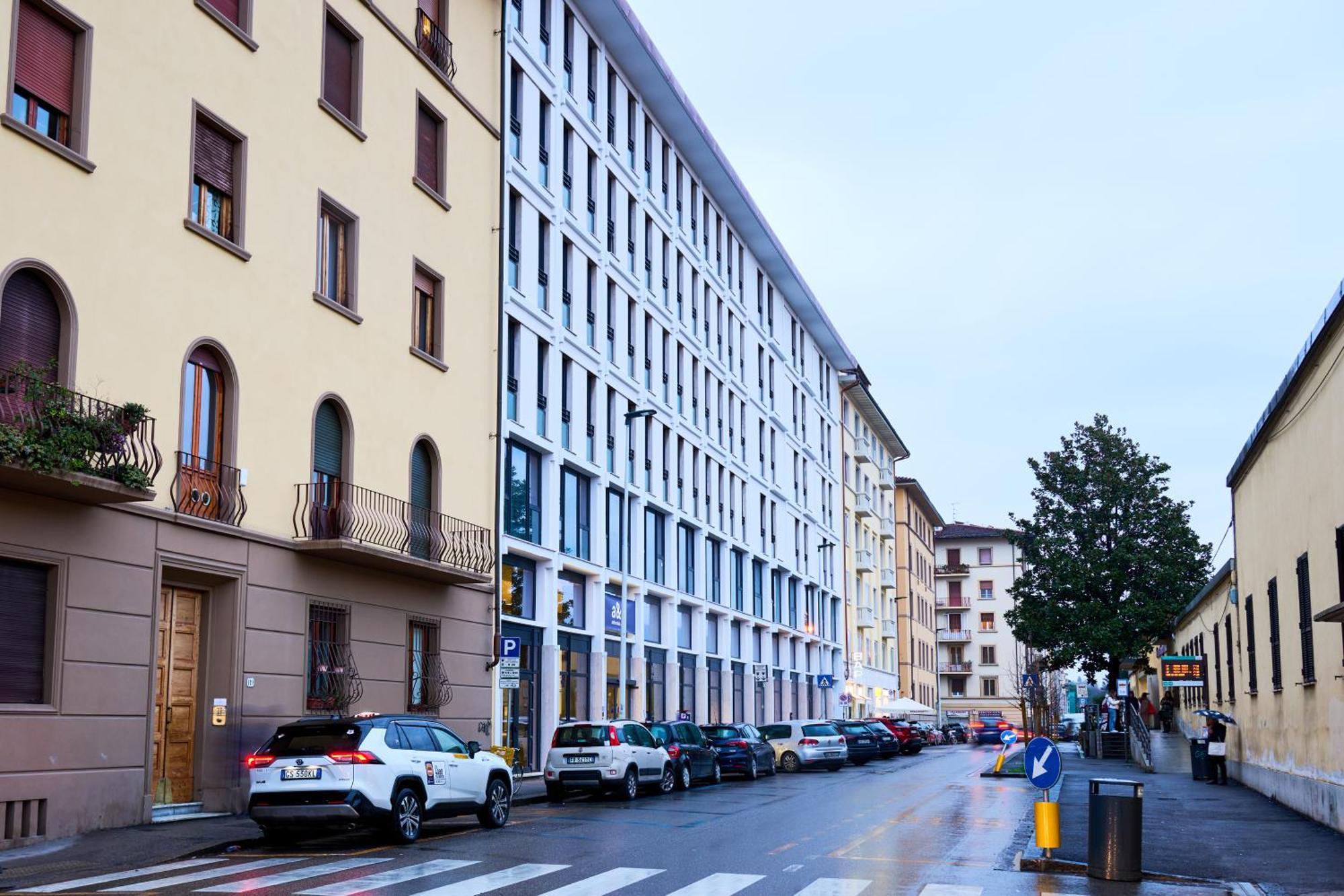 A&O Hostel Firenze Campo Di Marte Екстериор снимка