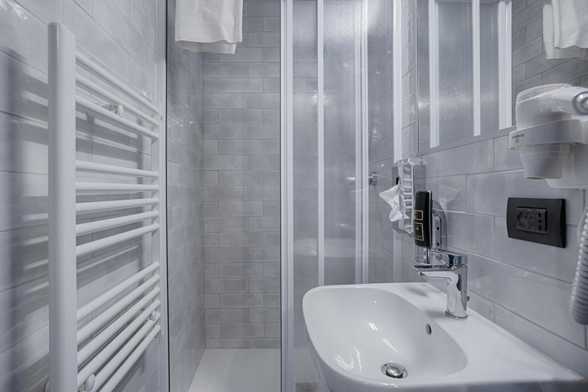 A&O Hostel Firenze Campo Di Marte Екстериор снимка