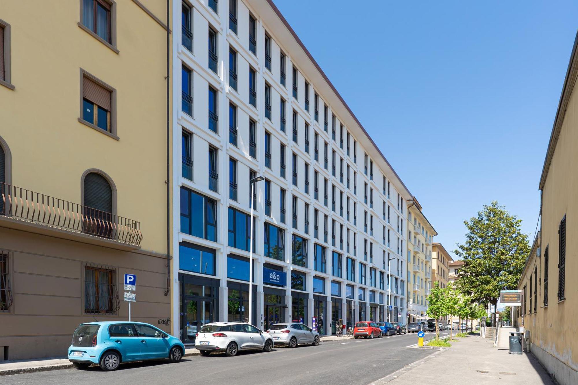 A&O Hostel Firenze Campo Di Marte Екстериор снимка